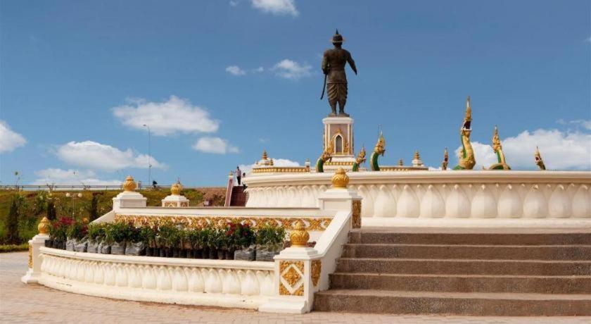 Khamsaner Hotel Vientiane Exterior photo